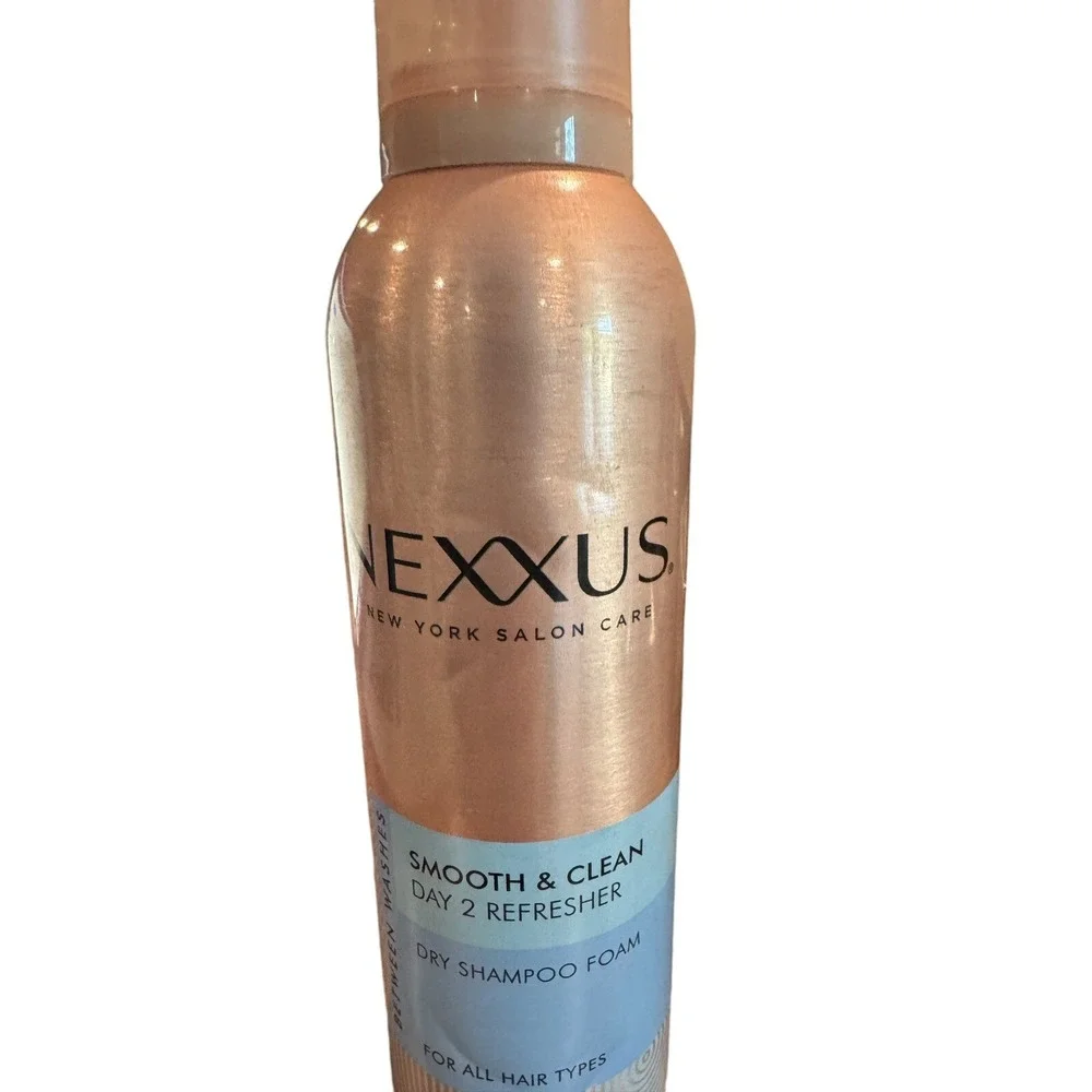 Nexxus Between Washes Dry Shampoo Foam for All hair Smooth & Clean 6.8 Oz  NEW